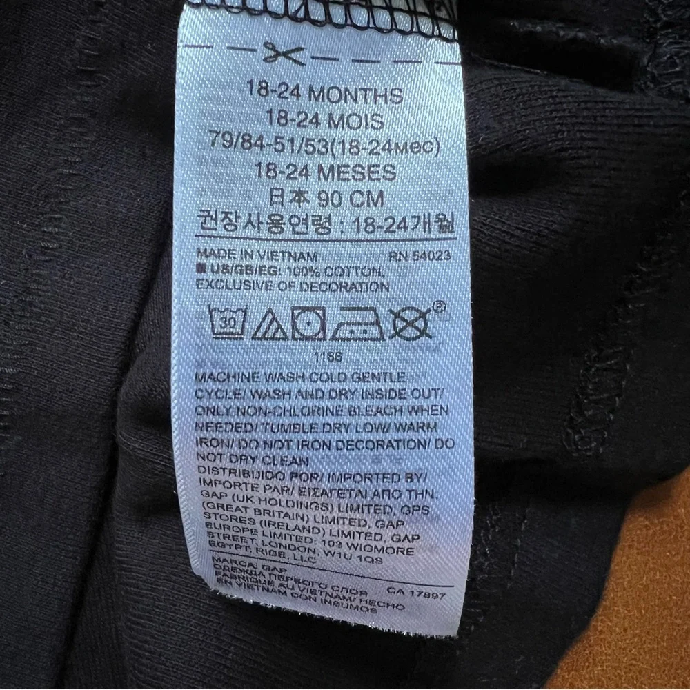GAP Baby Black Cotton Pocket Tee, 18-24mo - NEW